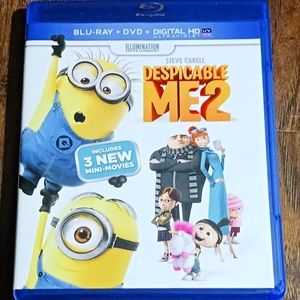 DESPICABLE ME 2 on BLU-RAY + DVD